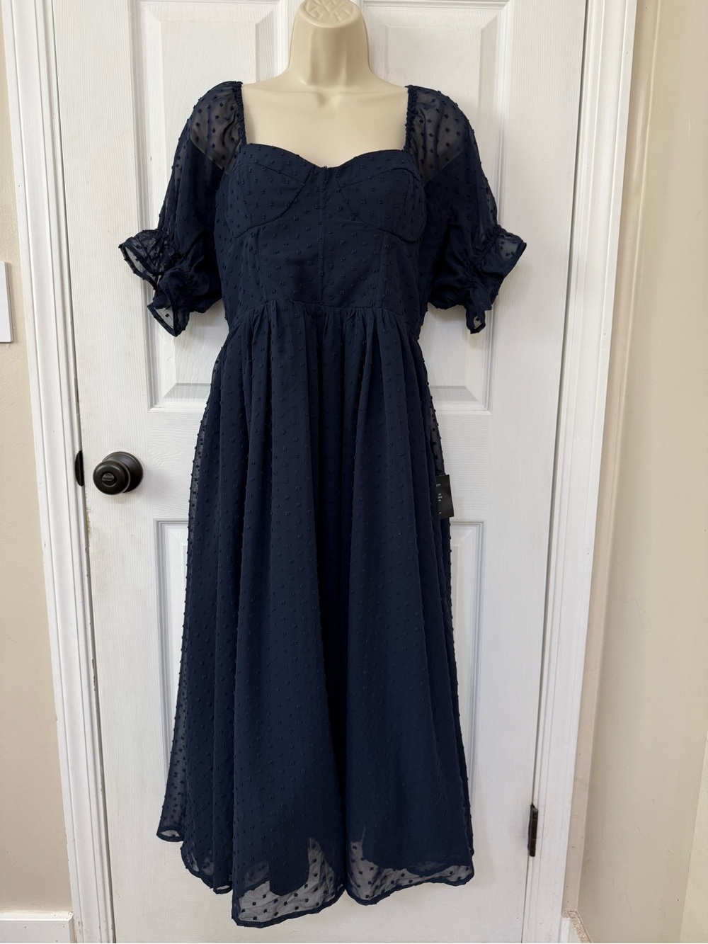 NWT Lulus Flawless Elegance Navy Swiss Dot Puff Sleeve Bustier Midi Dress L - Picture 5 of 16